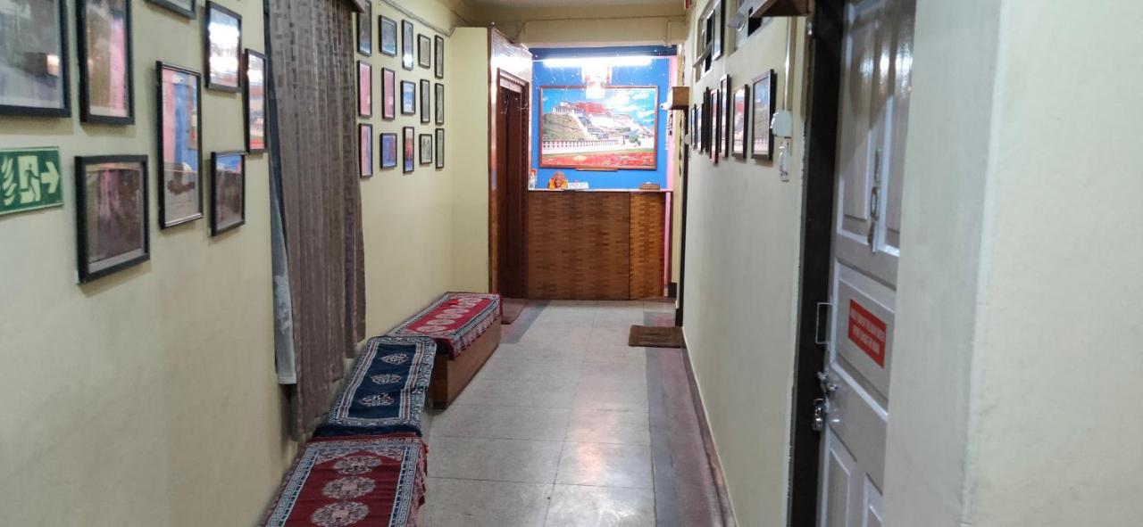 Hotel Nathula Гангток Екстериор снимка