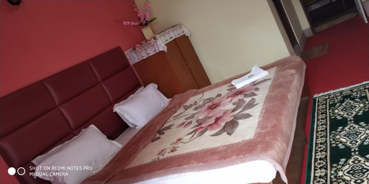Hotel Nathula Гангток Екстериор снимка